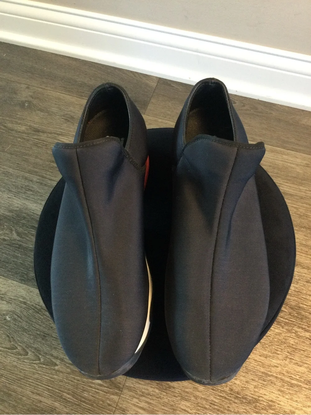 N/A sleek slip